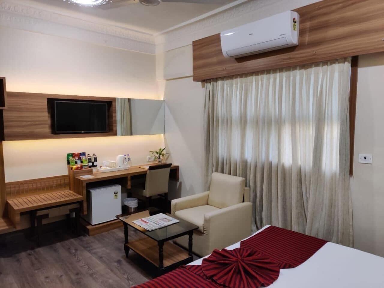 Hotel Bawa Regency Mumbai Exterior foto